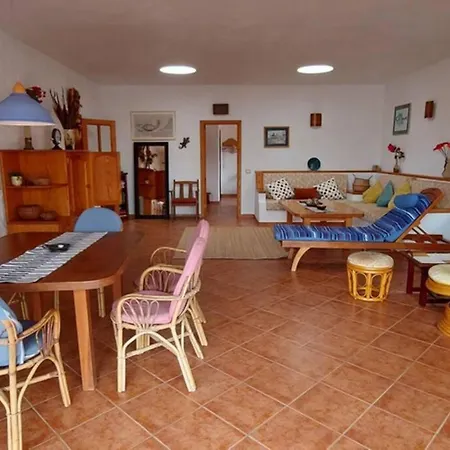 빌라 Villa Jardin, Tranquilidad Y Buenas Vistas Al Mar